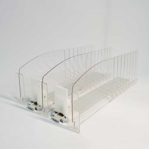Breakable plastic shelf divider