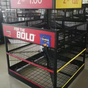 Permanent wire display for Snack